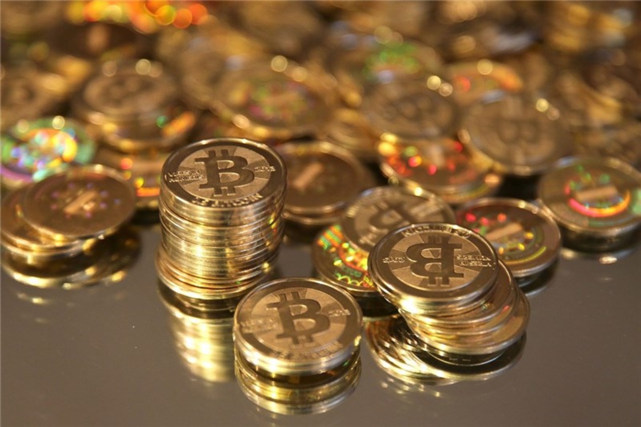 ارزش بیت کوین بیش از 10 درصد سقوط کرد